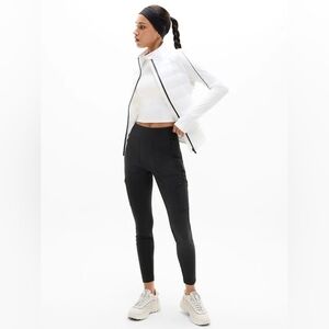 Athleta Headlands Hybrid Cargo Pants